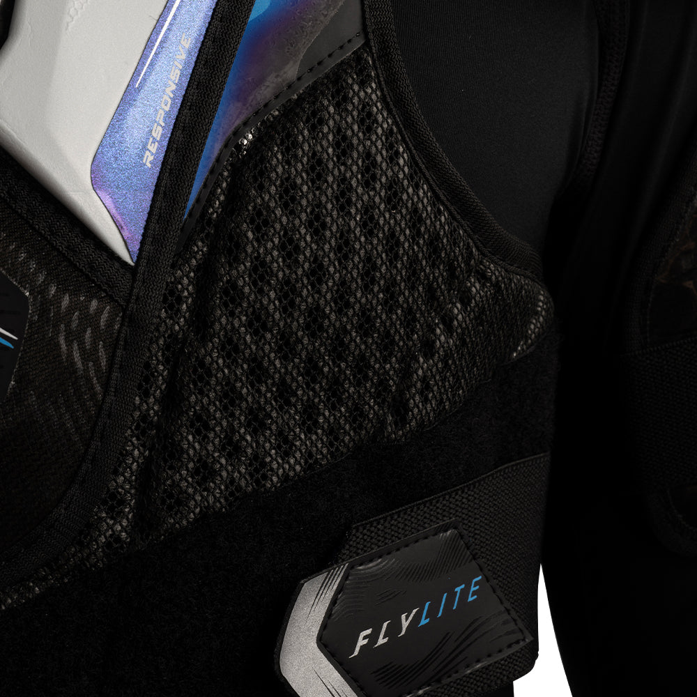 Bauer Vapor FlyLite Shoulder Pad Intermediate
