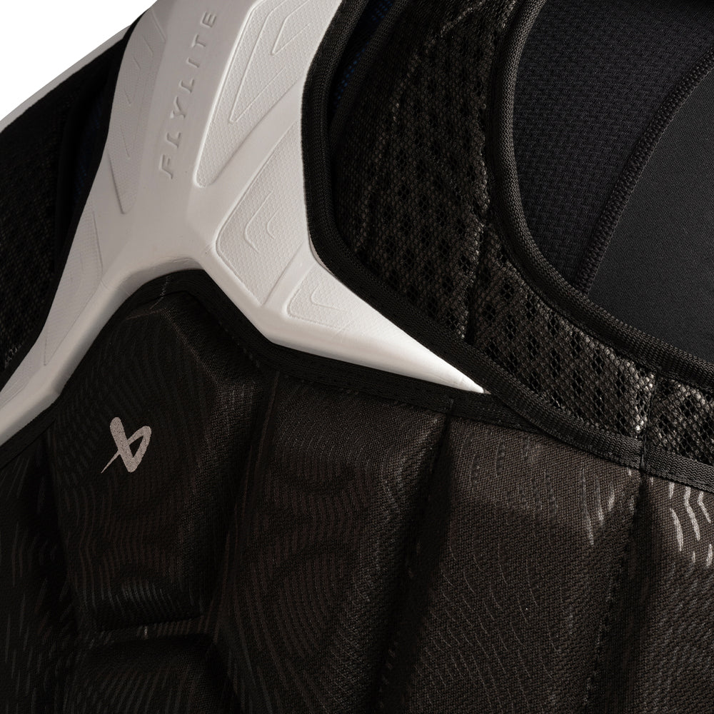 Bauer Vapor FlyLite Shoulder Pad Intermediate