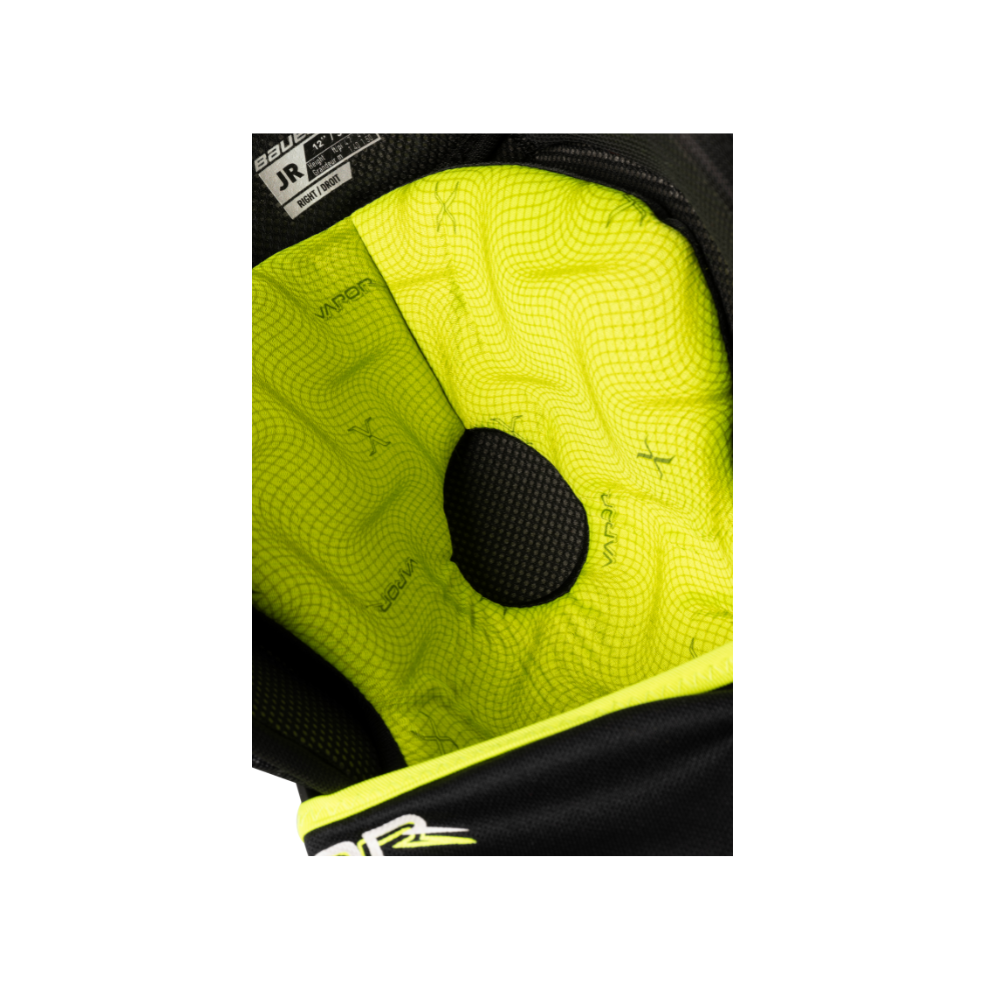 S25 Bauer Vapor Fly40 Shin Guard Junior